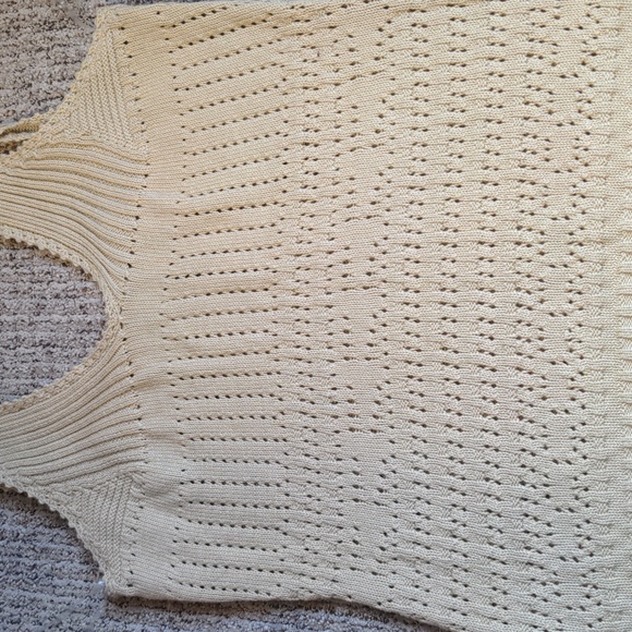 Crochet Top - Picture 3 of 5